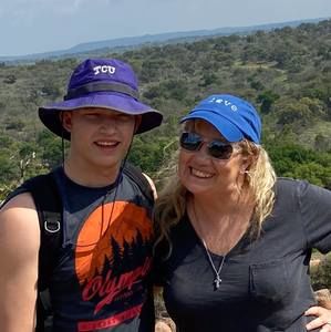 Meet your Posher, Joyce